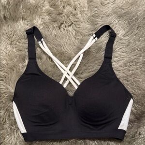 Victoria Sport Incredible Black and Silver Shimmer Sports Bra
